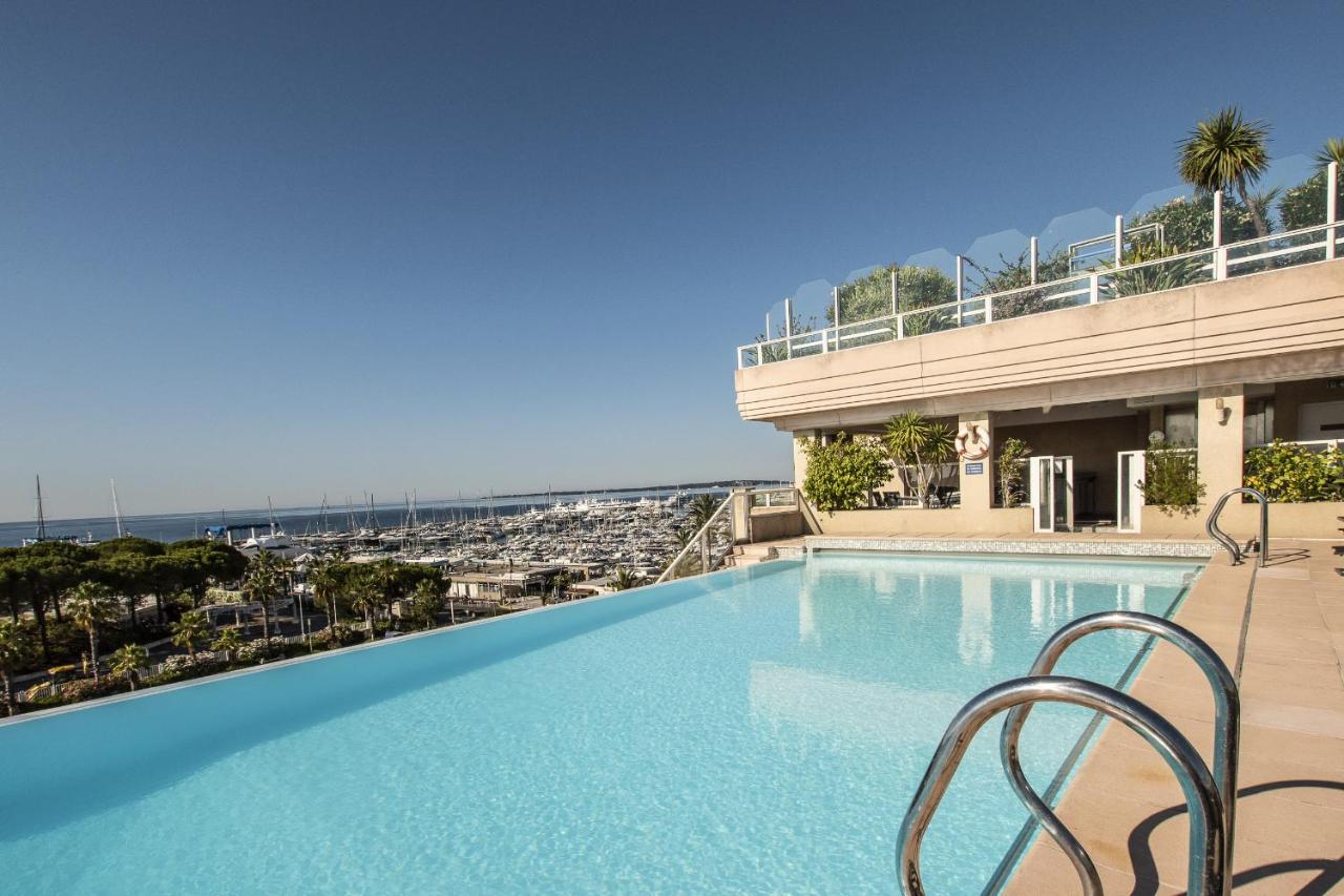 Le Palais Napoleon * Golfe-Juan